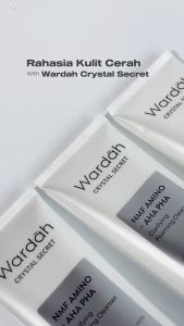 WARDAH Crystal Secret NMF Amino + AHA PHA Clarifying Foaming Cleanser 100 mL