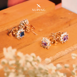 Xuping Anting Tusuk - Stud Earrings Motif Flower Permata Warna 0151250281