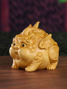 Home Decorative Carved Wooden Figurine Lucky Beast Wealth Attractor Beautiful Home Decor Handheld Office Desktop Gift Item