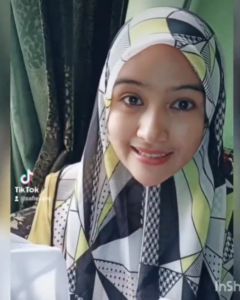 Tudung sekolah Awning Scuba tudung si comel - sekolah rendah & menengah