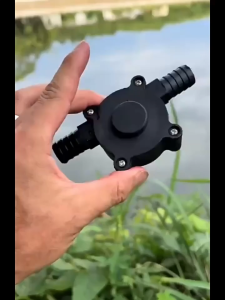 ปั๊มน้ำขนาดเล็กแบบพกพา ใช้งานกับสว่านไฟฟ้า สำหรับดูดน้ำ-น้ำมันดีเซล ใช้งานในบ้าน ฟาร์ม หรือรถยนต์ ส่งฟรี ปั๊มดูดน้ำมันดีเซล ใช้กับสว่านไฟฟ้า สำหรับดูดน้ำมันจากถัง ออกแบบพกพา