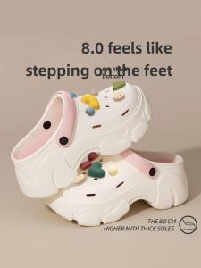 2024 New Womens Hole Shoe Summer Thick Bottom Outdoor Wear Heightening Beach Anti-slip Sensation Half Slip-On Sandals