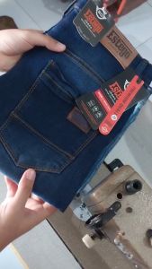 Celana Jeans Pria Panjang Premium Slimfit Kekinian / Pensil Bahan Melar Celana Distro Terbaru