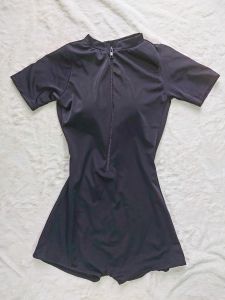 Đồ bơi kín đáo bikini kín đáo khóa kéo màu trơn đen đi bơi siêu đẹp BIKINI SG