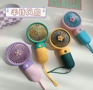 Handheld Small Fan Mini Fan Table Fan USB Charge Battery Desk Cooling Small Kipas Mini Kipas kecil 花朵小风扇