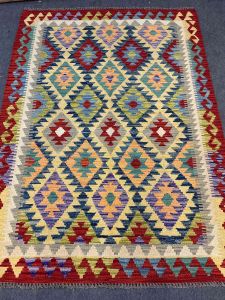 Turkish Kilim Rugs/carpets - 100% Wool size (120x180 cm-4x6 ft) (150x240 cm-5x8 ft) and (2x3 mt- 6.6x10 ft) hand made.