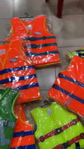 ÁO PHAO bơi cứu hộ cho bé và người lớn nhiều SIZE Tuổi Sport - Xuất xứ Việt Nam