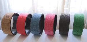 Vòng tập yoga 33cm bọc cao su Pu Họa Tiết Mandala chống trơn trượt 100% khung nhựa siêu cứng( Bảo Hành 12 Tháng)Tienphatsmart