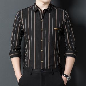 ROMON | เสื้อเชิ้ตแขนยาวทรงหลวมสบาย ๆ สำหรับผู้ชาย ลายทาง แฟชั่นฤดูใบไม้ร่วง/ฤดูหนาว แจ็คเก็ตเสื้อเชิ้ตผู้ชายระดับไฮเอนด์