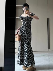 ชุดเดรสยาวเอวสูงลายดอกไม้สีดำ ทรงเข้ารูป ทรงเอ แขนกุด คอเหลี่ยม กระโปรงทรงเอ ชุดทำงานฤดูร้อน สำหรับผู้หญิง