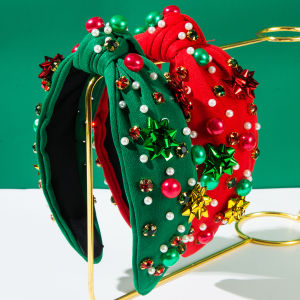 New Christmas Pearl Headband With Red and Green Diamond Studded Snowflake Accessories Simple and Versatile Holiday Headband