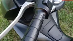 Handgrip Motor Honda Standart Universal Vario Mio PCX NMAX Lexi Aerox Supra Kharisma Revo Blade Genio ADV Fino Xeon M3 Vixion CBR dll - KUFA VARIAN