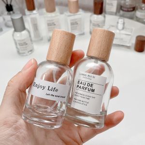 Bình Xịt Thủy Tinh Di Động Dung Tích Lớn 50ml Thay Thế 30ml Chai Nước Hoa Cao Cấp Có Nắp Bằng Gỗ Dùng Để Đựng Mỹ Phẩm
