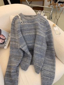 มีสไตล์ ผู้หญิง เสื้อสเวตเตอร์ถัก ชุดชั้นในคอกลมลายดอกไม้สีเทา เสื้อท่อนบน อินเทรนด์ ฤดูใบไม้ร่วง ฤดูหนาว แขนยาวสบายคุณภาพสูง