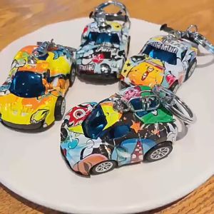 [ COD✅] Gantungan Kunci Mainan Menarik Kembali Mobil Gantungan Kunci Mobil Liontin Kunci Mobil Tas Tas Ornamen Hadiah