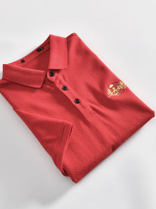 เสื้อโปโลผู้ชายแขนสั้นลายปักคอตตอนสไตล์ลำลองสำหรับฤดูร้อน เสื้อผ้าทำงานแบบลำลองสำหรับเยาวชน ผ้าฝ้ายผสมโพลีเอสเตอร์