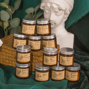 Romantic Indoor Aromatherapy Candle with Sandalwood Essential Oil Long Lasting Smokeless Soy Wax in Glass Cup for Living Room