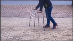 วอร์คเกอร์ พับได้ 4 ขา (แข็งแรง สแตนเลส อย่างดี สวยมาก) Walker วอคเกอร์ สำหรับ ผู้สูงอายุ ที่ ฝึกเดิน วอกเกอร์ ช่วยเดิน คนแก่ ไม้เท้า ค้ำยัน ศอก แขน คนชรา ช่วย พยุง พับได้ พยุงเดิน คนป่วย พยุงตัว ว๊อคเกอร์ พยุงเดิน ผู้ป่วย ว๊อกเกอร์ หัดเดิน มีล้อ