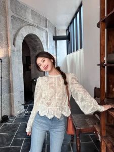 French Style Sweet Embroidered Shirt Hollow out Bubble Sleeve Waist Cinched Top Spring 2025 Womens Fashion Straight Cut Long Sleeve round Neck