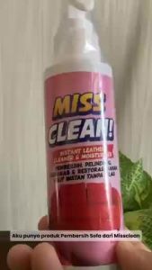 "Miss Clean Pembersih Sofa Tanpa Bilas - Cairan Pembersih Noda Sofa Kursi dan Karpet Aman untuk Semua Bahan Praktis Cepat Kering Wangi Tahan Lama Tanpa Perlu Dibilas Paling Banyak Dicari di Marketplace."