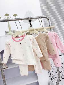 Bộ Thu Đông len thỏ màu sắc xinh sắn nhẹ nhàng cho bé 8-18kg