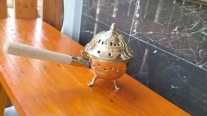 Tungku Ratus Kuningan Tempat Ratus Tempat Bakar Ratus 1 pcs Tempat Ratus Spa Kecantikan