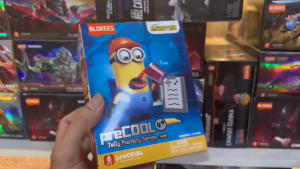 Mô Hình Lắp Ráp Minions Blokees 04 - Kevin Nếm Thạch Hài Hước (Dòng PreCool Jelly Factory)