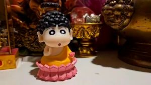 พระชินจัง หลวงพี่ชินจัง หลวงพ่อชินจัง บูชาแบบเต็มระบบตรงปกแน่นอน (พร้อมส่งนะคะ)