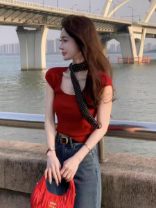 PEIXI | French Square Collar Straight Shoulder Knit T-shirt Summer Fitting Short Style