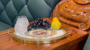 Khay trà sứ bọc đồng vẽ vàng họa tiết Châu Âu Khay-2001