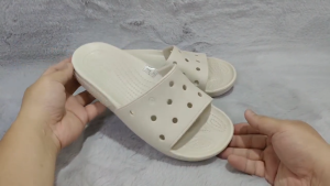 Classic outdoor slippers mens and womens size lightweight and wear-resistant