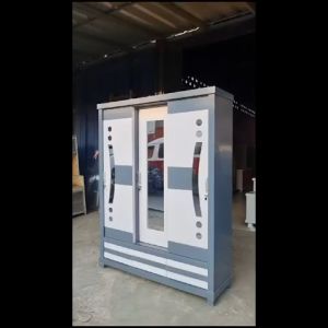 Lemari Baju Sliding 3 Pintu / Lemari Pakaian