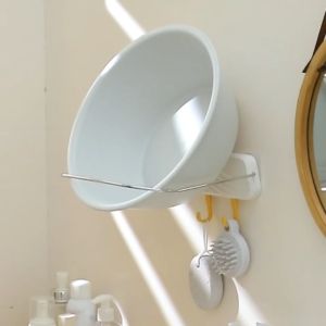 ที่แขวนกะละมัง ที่แขวนอเนกประสงค์ แบบติดผนัง ไม่ต้องเจาะ ประหยัดพื้นที่ ที่เก็บกะละมัง ตะขอแขวนของ