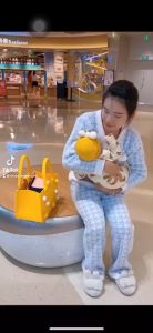 Đai Địu Em Bé Đeo Vai Gọn Nhẹ Có Thể Điều Chỉnh Giúp Giảm Căng Thẳng Không Thắt Nút ( shop giao màu ngẫu nhiên)