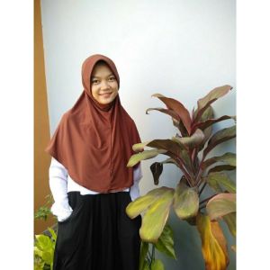 Bergo antem / Jilbab sekolah / Bergo oval jersey/ Jilbab instant