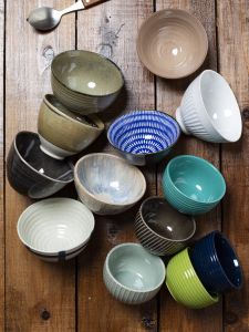 Bát Gốm Sứ Tròn Nhỏ 45 Inch Bát Ăn Cơm Bát Ăn Súp Bát Đựng Cơm Màu Sắc Đẹp Mắt Không Đều Bát Ăn Uống Phong Cách Nhật Bản Bát Ăn Uống