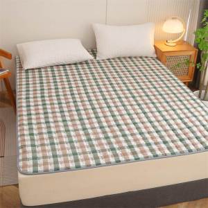 Thin Soft Mattress Pad Home Use Double Size Anti-Slip Protection Bedding Student Dormitory Bed Mat Quilt Cover Polyester Fiber