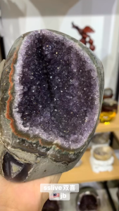 SHIP FROM JOHOR🧡💚 Brazilian Natural Crystal Geode🧡💚 Brazilian Natural Crystal Geode