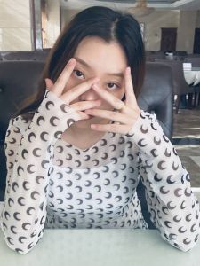 Lace Bottoming Shirts: A Comprehensive Guide