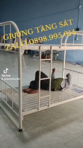 Giường tầng sắt-giường tầng bằng cho công nhân viên giá rẻ xưởng có sẵn số lượng lớn giao lắp nhanh chóng HCM