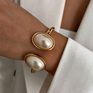 Salircon Exaggerated Punk Smooth Heavy Metal Bangle Bracelet for Women Trend Geometric Open Spring Bangle Party Jewelry Gift