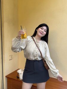 NINI ONE Korean Style Long Sleeve Shirt Overweight Sweater College Style Shirt Slimming Versatile Autumn Casual Loose Fit