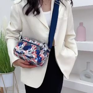 Women New Fashion Shoulder Bag: A Stylish & Practical Choice