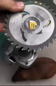 TAI.HONg  [ขายร้อนใน] ใบเลื่อยตัดเหล็ก ใบตัดเหล็กแจ่มตัดเหล็ก ใบตัดเพชรอเนกประสงค์ เครื่องเจียรไฟฟ้า มัลติฟังก์ชั่น ใบเลื่อยเพชรขน