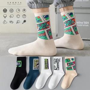 ถุงเท้ายาว ถุงเท้าสตรีท สไตล์ฮิปฮอป ข้อกลางสีพาสเทล แนวแฟชั่นStreet Fashion Mens Socks Sports Mid Waist Mens Socks
