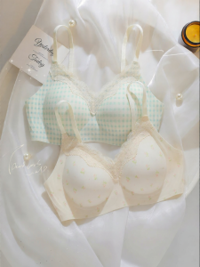 Daisy | Invisible Seamless Teenage Girl Underwear Bras