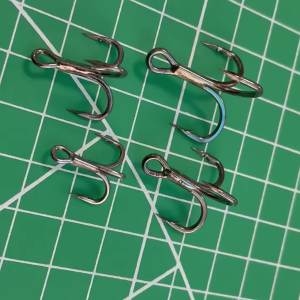 6X Fishing Treble Hooks 50Pcs Barbed Sharp Triple Sea Fishing Hooks Hard Lures for Freshwater Saltwater Fishing Accessories