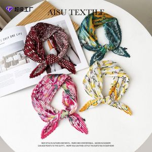 Khăn Choàng Lụa Nhỏ 70cm in Họa Tiết Mới Cho Nữ Mùa Xuân Hè Thời Trang Trang Trí Khăn Choàng Đa Năng Mặt Bằng Lụa