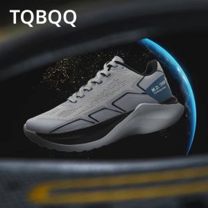 ผู้ชาย Space Roaming หนา Soled รองเท้าวิ่งอินเทรนด์รองเท้าผ้าใบลําลองชายน้ําหนักเบารองเท้าเทนนิส