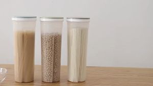 กล่องเก็บเส้นก๋วยเตี๋ยว กระป๋องอาหาร พร้อมฝาปิด (พร้อมส่งค่ะ) G2865